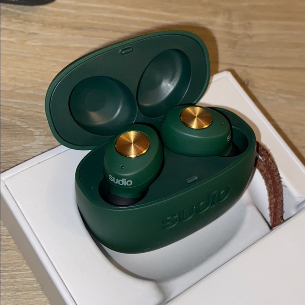 Sudio Tolv Green Wireless Earbuds